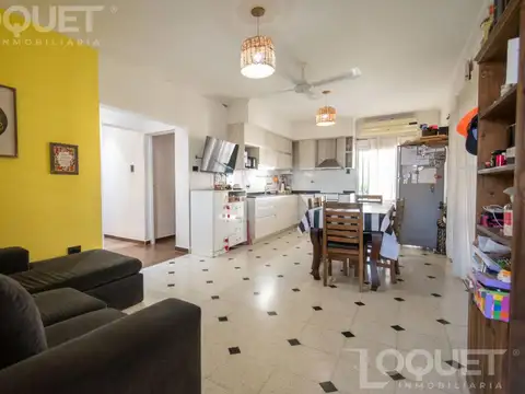 Casa en Venta en Ángel Gallardo, USD 130.000