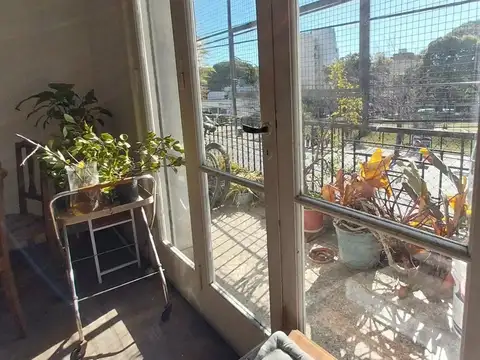 Depto Tipo Casa 4 ambientes con 2 baños