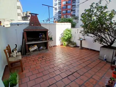 Depto Tipo Casa en Venta en Colegiales, USD 229.000