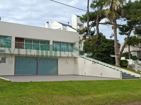 Casa - Venta - Argentina, Pinamar - ZORZAL 163