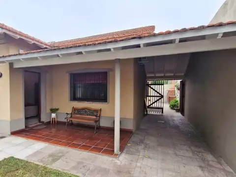 VENTA CASA 3 AMBIENTES HURLINGHAM APTO CREDITO
