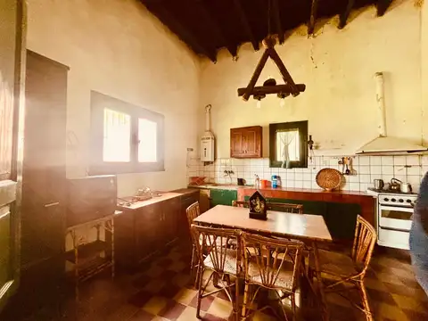 Fracción de 6 has. de campo y vivienda.-