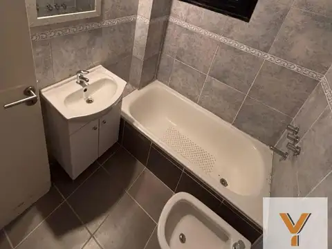 Departamento en Venta - 2 Dormitorios 1 Baño - 72mts - Colegiales