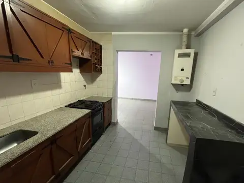 Casa en Alquiler en Zona Sur, $ 600.000
