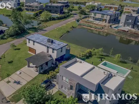 Casa en Venta 1 año