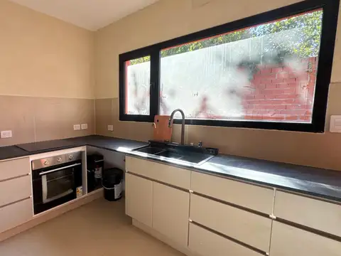 Casa en Venta al Oeste