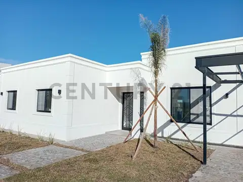 Casa en Venta en Countries y Barrios Cerrados en Belen de Escobar, USD 485.000