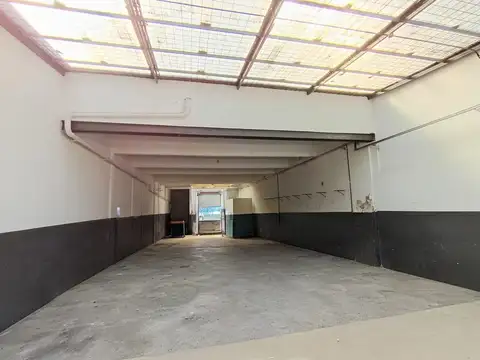 Galpon en Venta en Villa Luro, USD 370.000