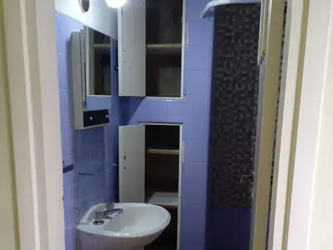 Depto Tipo Casa en Alquiler en Lanús Este, $ 520.000