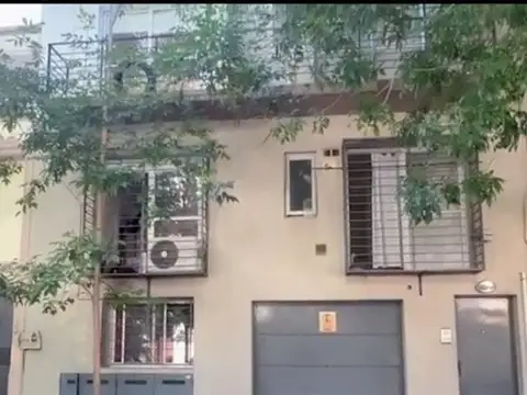 Triplex sin expensas y terraza  Caballito P.Chacab