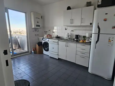 Departamento en Alquiler en Monte Castro, $ 750.000