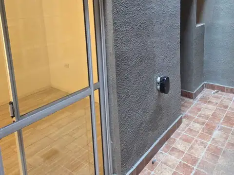 Depto Tipo Casa en Venta en Villa Primera, USD 52.900