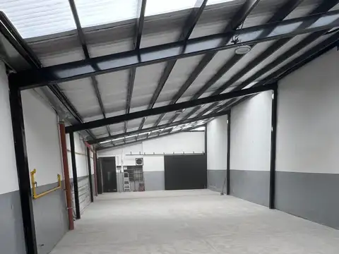 Galpon en Alquiler en Boedo, $ 1.800.000