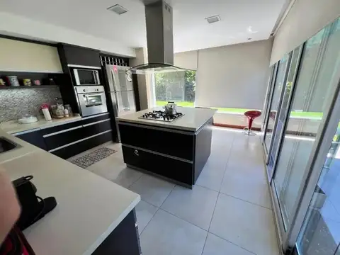 Casa en Venta en Haras Del Sur, USD 350.000