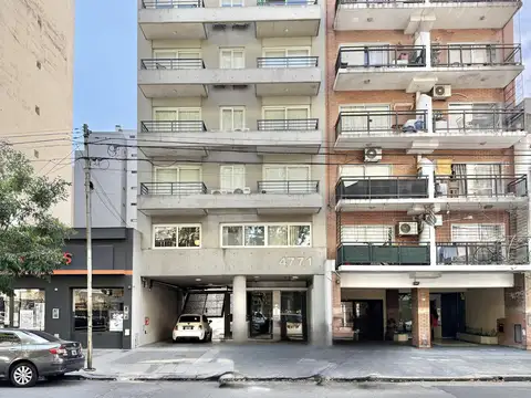 Divino departamento en venta y alquiler de tres ambientes en piso alto con cochera en Villa Urquiza.