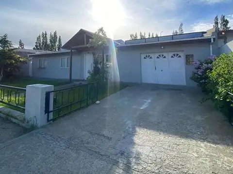 CASA EN VENTA - RIO GALLEGOS