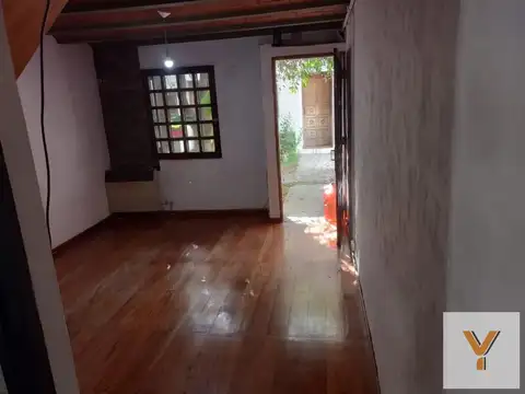 Dúplex en venta - 2 Dormitorios 1 Baño - Cochera - 62Mts2 - San Miguel