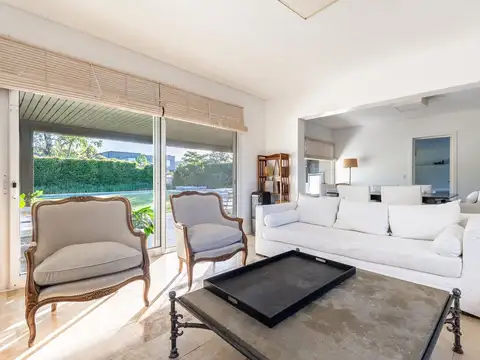 Casa en Venta en Garin, USD 770.000