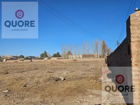Terreno en Venta 100  mts Frente