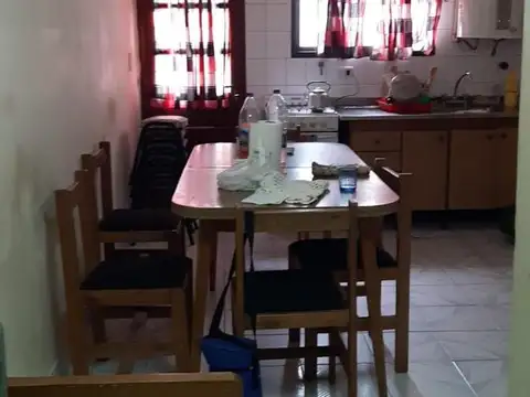Dúplex en venta - 2 Dormitorios 1 Baño - Cochera - 32,8Mts2 - Santa Teresita