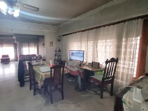 Casa en Venta en Berazategui, USD 210.000