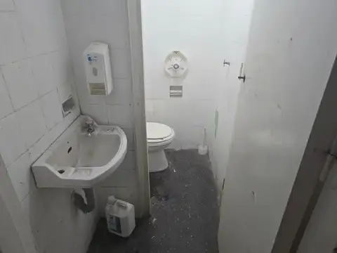 ONCE LOCAL VENTA CALLE SARMIENTO   OPORTUNIDAD  