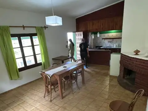 Casa en alquiler en Las Chacras