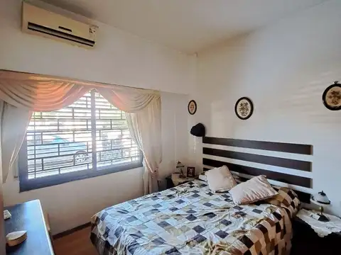 Depto Tipo Casa 6 ambientes con 4 baños