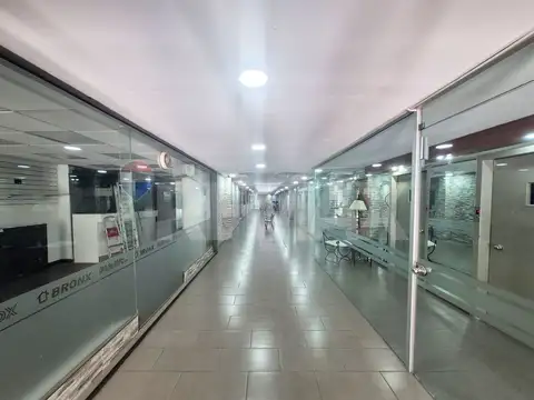 Avenida 18 de Julio 1400