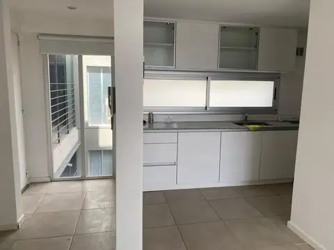 Departamento en Alquiler en Florida Mitre/Este, $ 1.600.000