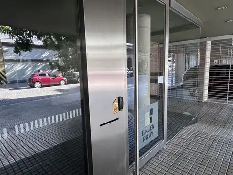 Departamento en Alquiler en Republica De La Sexta, $ 420.000