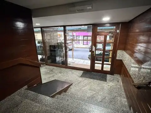 Lavalle 100, Piso 6