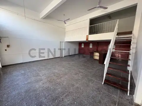 VENTA LOCAL MORON 82,5M2 CON ENTREPISO NUEVO VALOR
