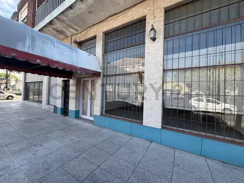 VENTA LOCAL MORON 82,5M2 CON ENTREPISO NUEVO VALOR