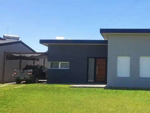 Casa 2 dormitorios en Colón Entre Ríos