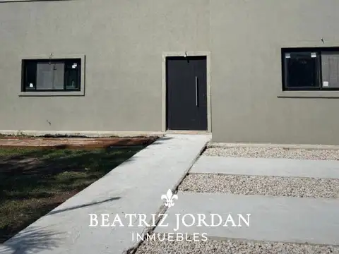 CASA 4 AMBIENTES EN VENTA, BARRIO CERRADO  EL CARDAL, LOS CARDALES