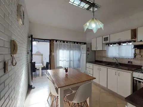 Depto Tipo Casa en Venta de 2 dormitorios