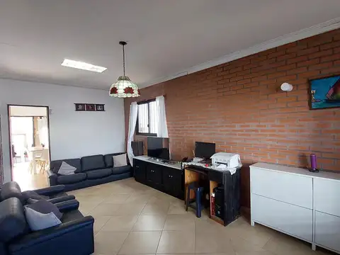 Depto Tipo Casa en Venta 50 años