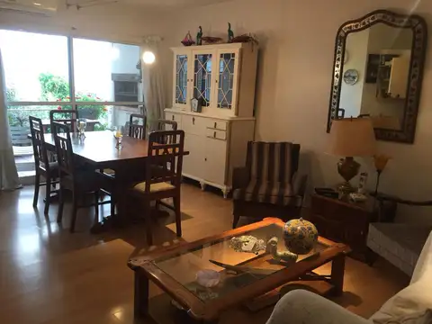 Departamento 4 ambientes con 2 baños