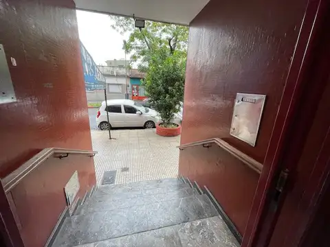 Carlos Antonio López 2400, Piso 2