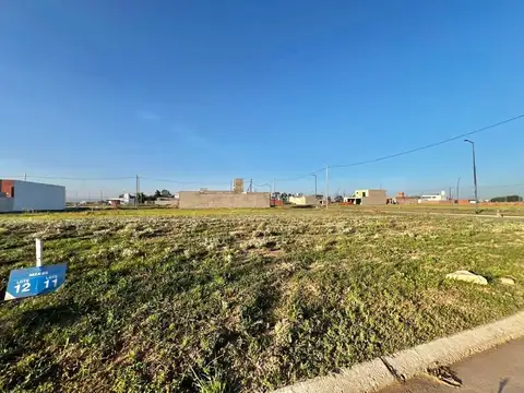 VENTA LOTE  RESIDENCIAL EN  CUESTAS DE MANANTIALES