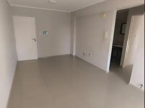 Av Colón 6200, Piso 6