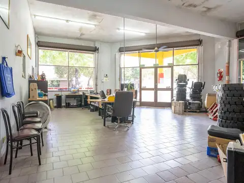 Local en Venta 38 años