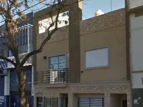 Depto Tipo Casa en Venta de 2 ambientes