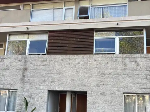 Departamento en Alquiler en Altos De La Merced, $ 900.000