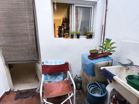 Depto Tipo Casa 2 ambientes con 1 baño