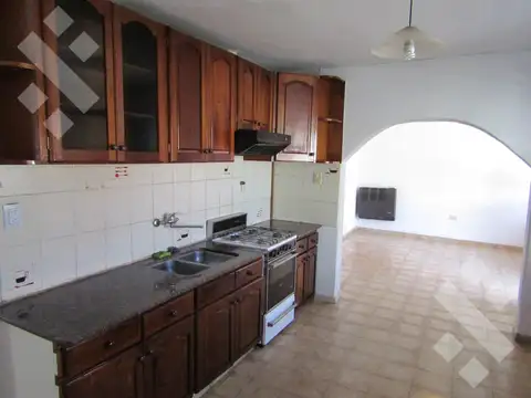 Casa en Venta en General Fernández Oro, USD 160.000