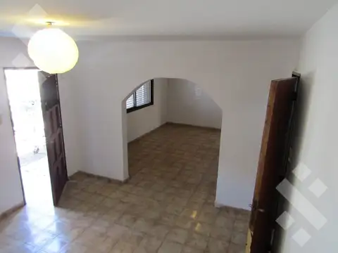 En Venta | Casa de 3 Dormitorios + Departamento | Fernández Oro