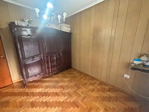 Casa 3 dormitorios con jardín y quincho