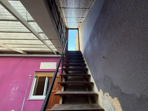 Depto Tipo Casa en Venta 45 años